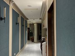 -莱蔻·圣灸堂·推拿艾灸(天山店)