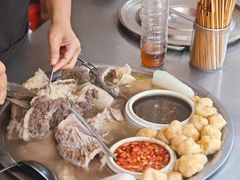 -甘掌门·化州驰名牛杂粉(越秀店)