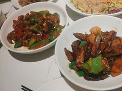-关东小磨东北菜(漕河泾印象城店)
