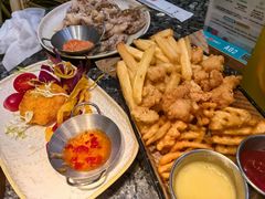 炸物三脆配蜂蜜芥末酱-Aqua Oasis 水天堂(余姚众安广场店)