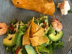 鲜虾牛油果卷饼-Moka Bros 摩卡站(西单大悦城店)