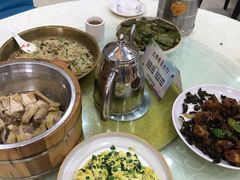 -巨元河鲜酒楼·清远特色菜名店(英德店)