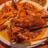 是和三五好友一起吃龙虾小酌的季节了🦞🦞🦞