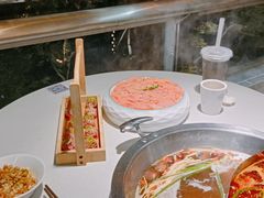 -茅草房·河畔园林火锅