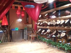 -老滇山寨•云南特色菜•地方菜•民族风情歌舞表演(金碧店)