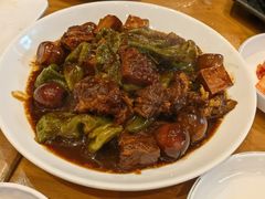 高丽椒炖牛肉-长寿参鸡汤(朝韩风情街店)