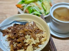 -红猪卤肉饭(大西洋美食城店)