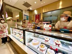 -花花卷卷·鲜食蛋糕(静安久光百货店)