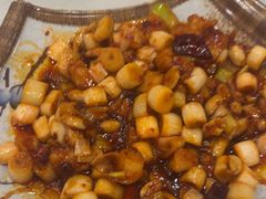-鑫巴蜀小镇 · 水煮鱼专研店(玉桥店)