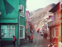 -百里峡七彩艺术小镇