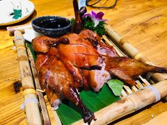 -老滇山寨•云南特色菜•地方菜•民族风情歌舞表演(金碧店)