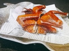 -蝴蝶里·粤菜·点心(滨江龙湖店)
