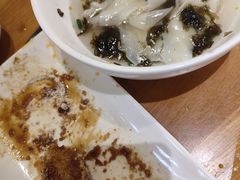-诚铭记·虾仁汤包·成都小吃(融创店)