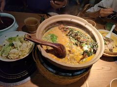 -吃饭皇帝大土家民族菜(正大广场店)