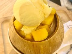 芒果冻椰皇-满记甜品(巴黎春天宝山店)