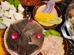 -憨孃孃·重庆老火锅(红山黑金店)