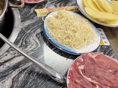 -乳仔牛牦牛汤锅 烤羊排(松潘古城店)