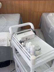 -靓芙泉专研痘痘肌