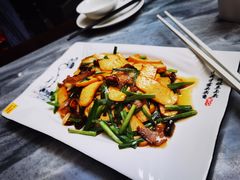 -蔼若春.传承三十年云南菜(金碧公园店)