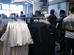 -NIKE上海青浦优选体验店