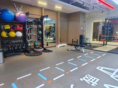 -威克健身游泳(万菱汇店)