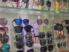 -华彬眼镜专业渐进配镜(潘家园店)