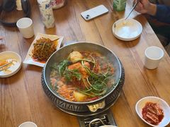 -喇喇排骨火锅·传统韩式脊骨汤(望京西园总店)