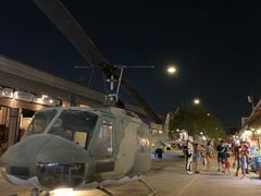 -席娜卡琳火车铁道夜市