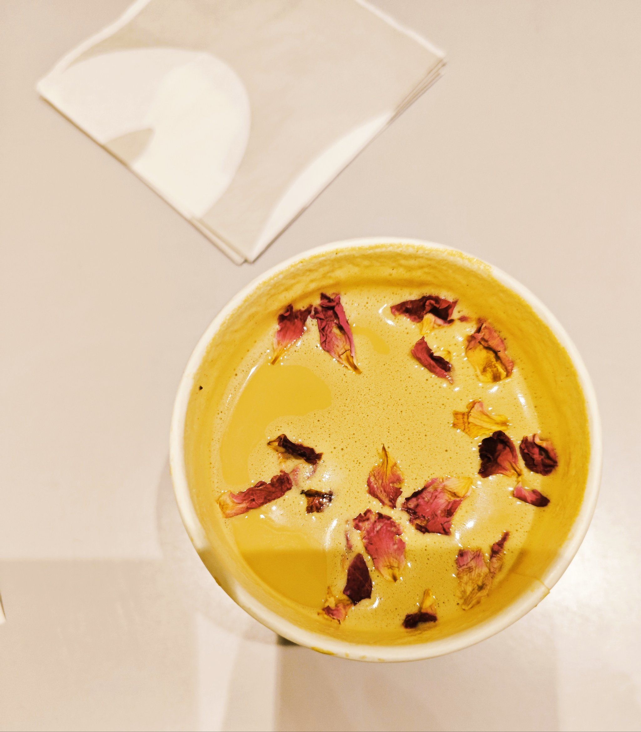 0元玩转这座城 #玫瑰拿铁 #我的美食日记 
周末愉快94
67