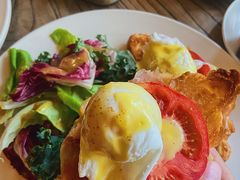 -Common Table · Brunch & Coffee