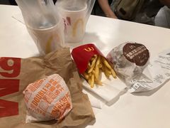 -麦当劳(宝山大厦店)