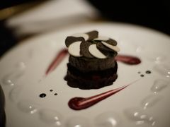 牛里脊肉配甜菜根-AZUL by FUEL蓝色·法式酒馆(琶醍店)