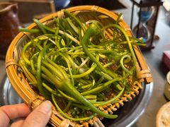 -阿婆情腊排骨火锅·野生菌季(古城旗舰店)