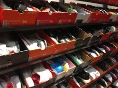 -东荟城名店仓