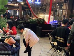 -何师烧烤·香辣蟹·川菜·30年老品牌(太古里旗舰店)