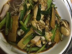 -大富蚝乌东哥饭店·石锅鱼杂·柠檬鸭(革新路店)