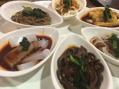 关中小吃拼-天下第一面(大雁塔北广场店)