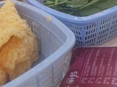 -渝君重庆火锅(嘉宾路店)