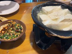 -重庆石磨豆花庄(乔庄店)