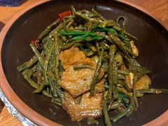 干煸豆角炒肉-又一福烤鸭·北京菜(东四店)