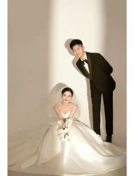 -索菲亚婚纱摄影