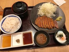 -牛カツ京都勝牛(河原町蛸薬師店)