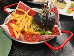 和牛转乾坤汉堡-BRAVO·布瓦屋西餐