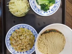 -朱鸿兴面馆(镇湖店)