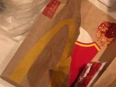 -麦当劳(汉口火车站候车室店)