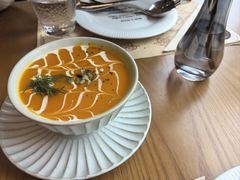 -Mark&Mars Restaurant