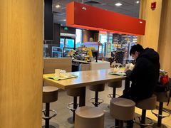 -麦当劳(杭州西湖银泰百货店)