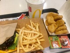 -麦当劳(成都时代奥特莱斯店)