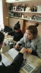 -茶发Salon·烫发染发理发