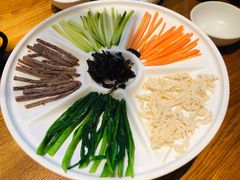 鸡丝凉米线-云海肴·汽锅鸡·云南菜(苏州中心店)
